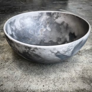 Minimalist Deep Bowl - 22cm